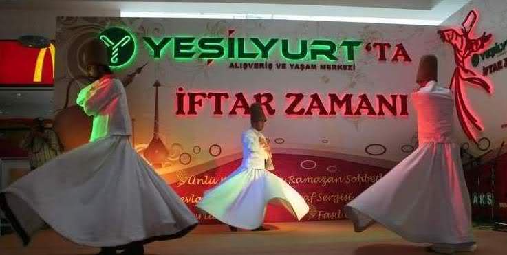 http://www.turklider.org/TR/Portals/57ad7180-c5e7-49f5-b282-c6475cdb7ee7/UserFiles/MR%20CAN%20AKIN/can_ak%C4%B1n%20(12).jpg