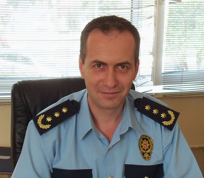 http://www.turklider.org/TR/Portals/57ad7180-c5e7-49f5-b282-c6475cdb7ee7/UserFiles/MR%20CAN%20AKIN/bal%C4%B1kesir_t%C3%BCl%C3%BCkabak%20(1).jpg