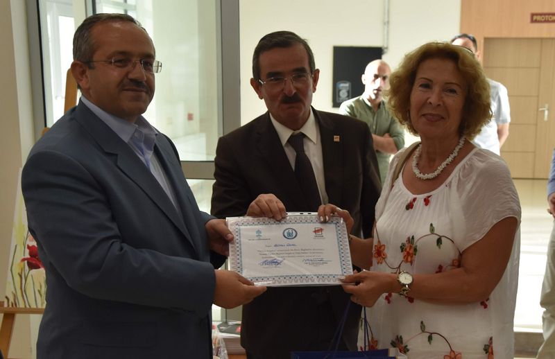 http://www.turklider.org/TR/Portals/57ad7180-c5e7-49f5-b282-c6475cdb7ee7/UserFiles/MR%20CAN%20AKIN/bayburt%20gesam%20(10).jpg