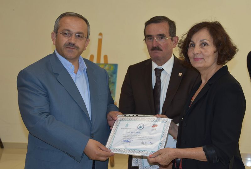http://www.turklider.org/TR/Portals/57ad7180-c5e7-49f5-b282-c6475cdb7ee7/UserFiles/MR%20CAN%20AKIN/bayburt%20gesam%20(14).jpg