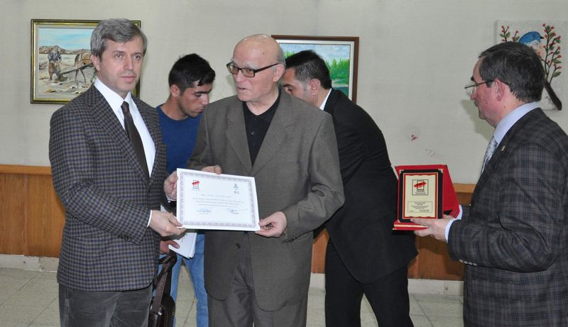 http://www.turklider.org/TR/Portals/57ad7180-c5e7-49f5-b282-c6475cdb7ee7/UserFiles/MR%20CAN%20AKIN/bitlis%20gesam%20(18).jpg