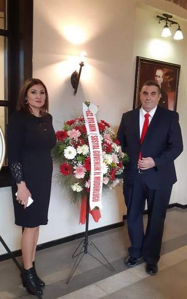 http://www.turklider.org/TR/Portals/57ad7180-c5e7-49f5-b282-c6475cdb7ee7/UserFiles/MR%20CAN%20AKIN/can_akin_ecaterina_nicolau_gar%20(27).jpg