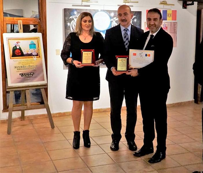 http://www.turklider.org/TR/Portals/57ad7180-c5e7-49f5-b282-c6475cdb7ee7/UserFiles/MR%20CAN%20AKIN/can_akin_ecaterina_nicolau_izmit%20(13).jpg