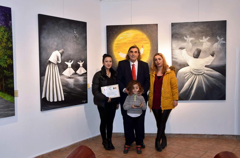 http://www.turklider.org/TR/Portals/57ad7180-c5e7-49f5-b282-c6475cdb7ee7/UserFiles/MR%20CAN%20AKIN/can_akin_ecaterina_nicolau_izmit%20(22).JPG