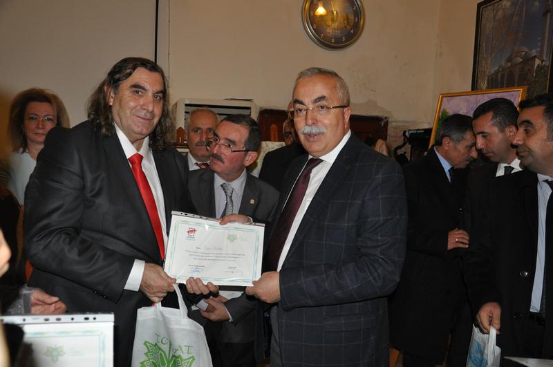 http://www.turklider.org/TR/Portals/57ad7180-c5e7-49f5-b282-c6475cdb7ee7/UserFiles/MR%20CAN%20AKIN/gesam%20tokat%20(16).JPG