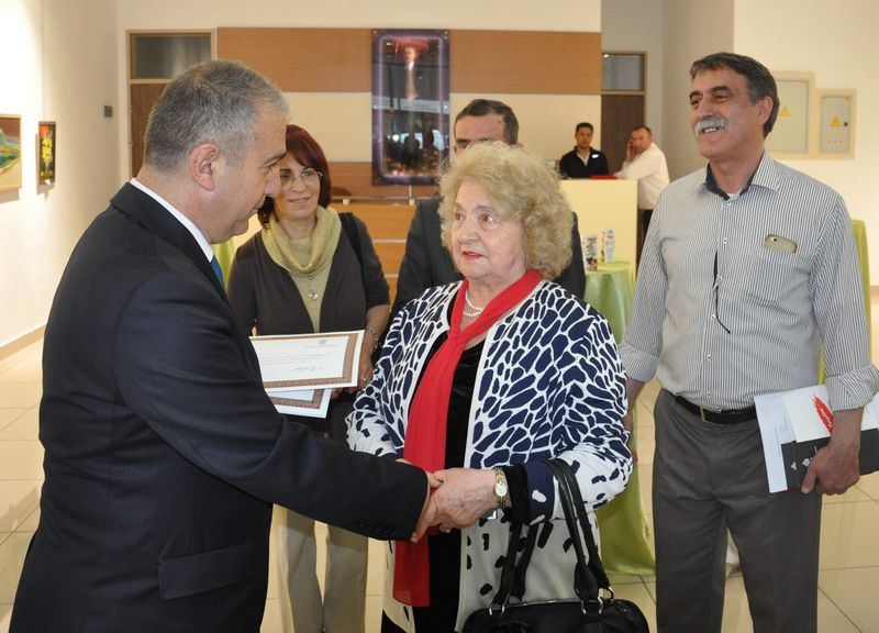 http://www.turklider.org/TR/Portals/57ad7180-c5e7-49f5-b282-c6475cdb7ee7/UserFiles/MR%20CAN%20AKIN/gesam_ISPARTA%20(26).JPG