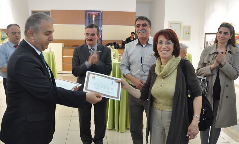 http://www.turklider.org/TR/Portals/57ad7180-c5e7-49f5-b282-c6475cdb7ee7/UserFiles/MR%20CAN%20AKIN/gesam_ISPARTA%20(27).JPG