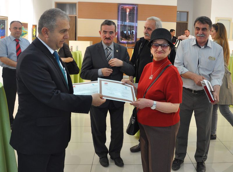 http://www.turklider.org/TR/Portals/57ad7180-c5e7-49f5-b282-c6475cdb7ee7/UserFiles/MR%20CAN%20AKIN/gesam_ISPARTA%20(34).JPG