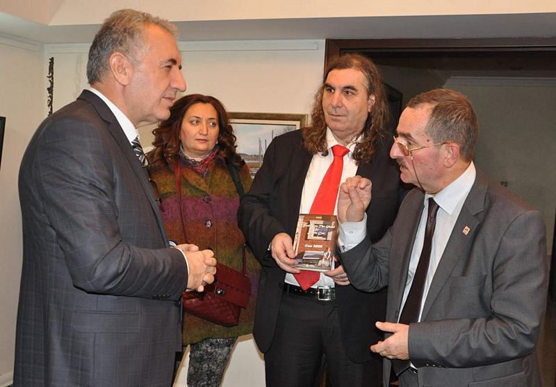 http://www.turklider.org/TR/Portals/57ad7180-c5e7-49f5-b282-c6475cdb7ee7/UserFiles/MR%20CAN%20AKIN/gesam_ank_hotel%20(30).jpg