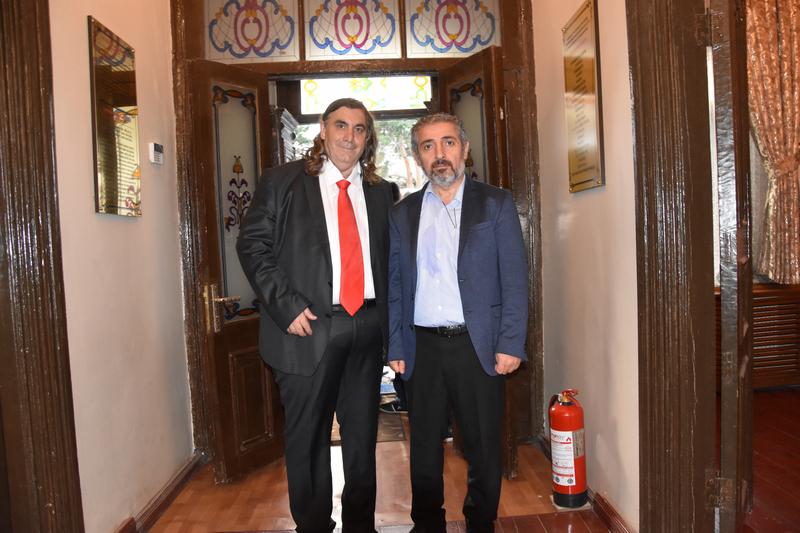 http://www.turklider.org/TR/Portals/57ad7180-c5e7-49f5-b282-c6475cdb7ee7/UserFiles/MR%20CAN%20AKIN/gesam_ardahan%20(20).JPG