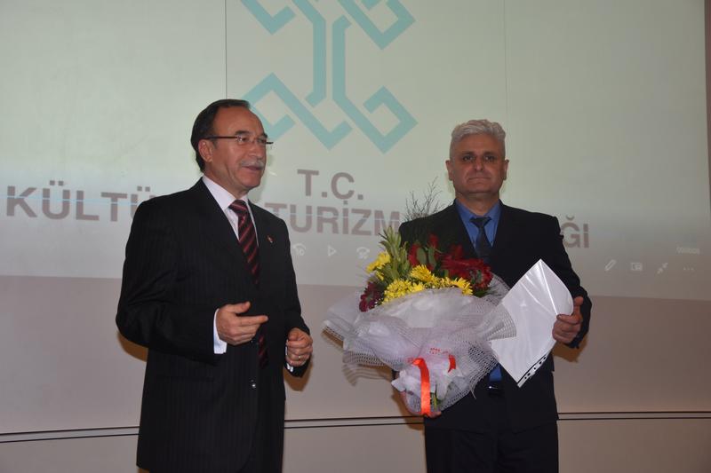 http://www.turklider.org/TR/Portals/57ad7180-c5e7-49f5-b282-c6475cdb7ee7/UserFiles/MR%20CAN%20AKIN/gesam_bal%C4%B1kesir_telif%20(12).JPG