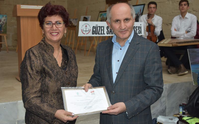 http://www.turklider.org/TR/Portals/57ad7180-c5e7-49f5-b282-c6475cdb7ee7/UserFiles/MR%20CAN%20AKIN/karaman%20gesam%20(44).jpg